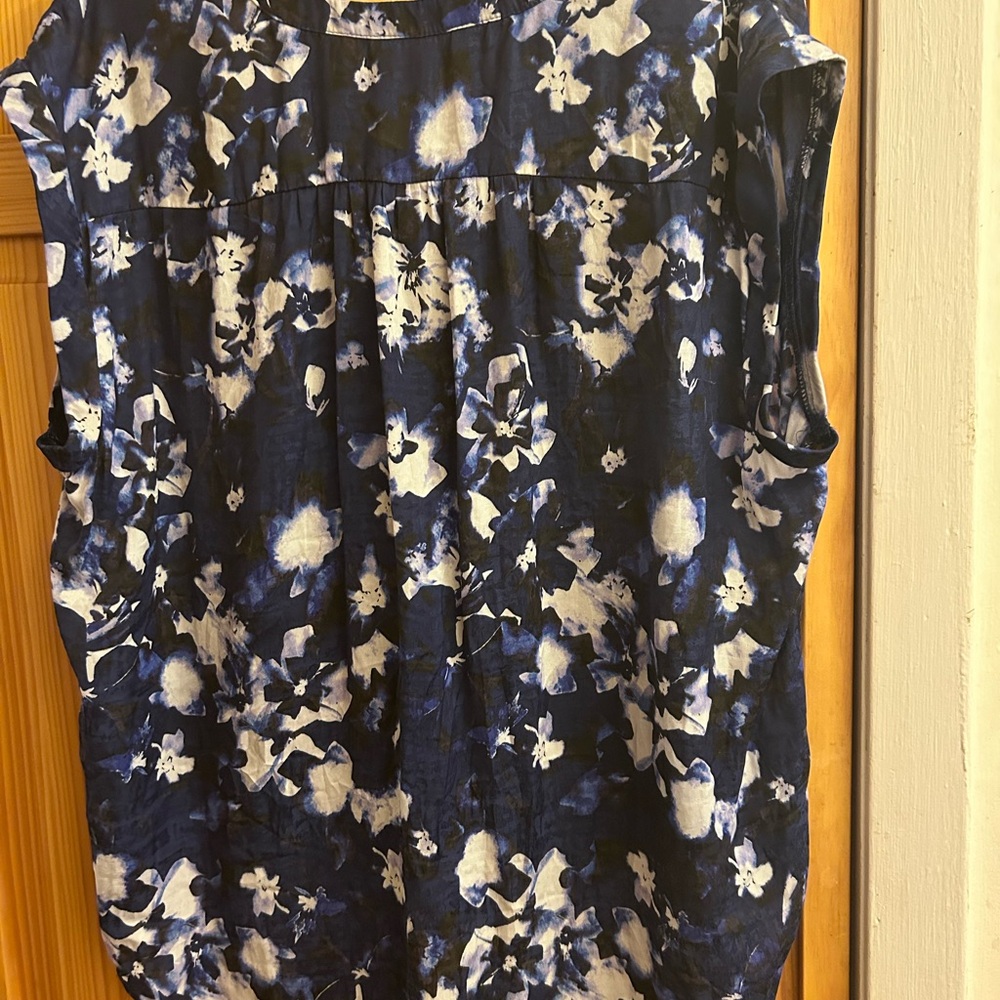 High low sleeveless top